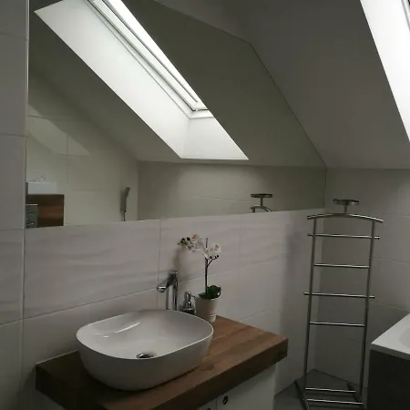 Apartament Bursztynowy Apartamento *